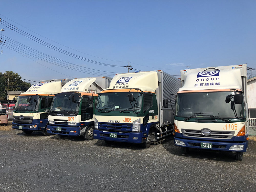 工業製品・雑貨などの配送運転手（中型トラック）